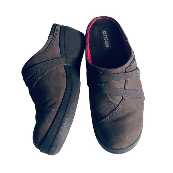 CROCS Neria Pro 2 Slip Resistant Women's 7 Brown Leather Comfort Mule Clog - Picture 2 of 10